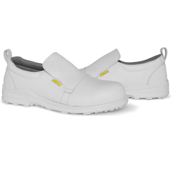 slip resistant safety shoes