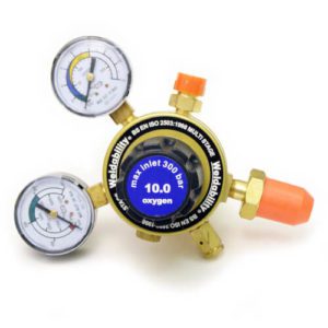 two stage oxygen regulator
