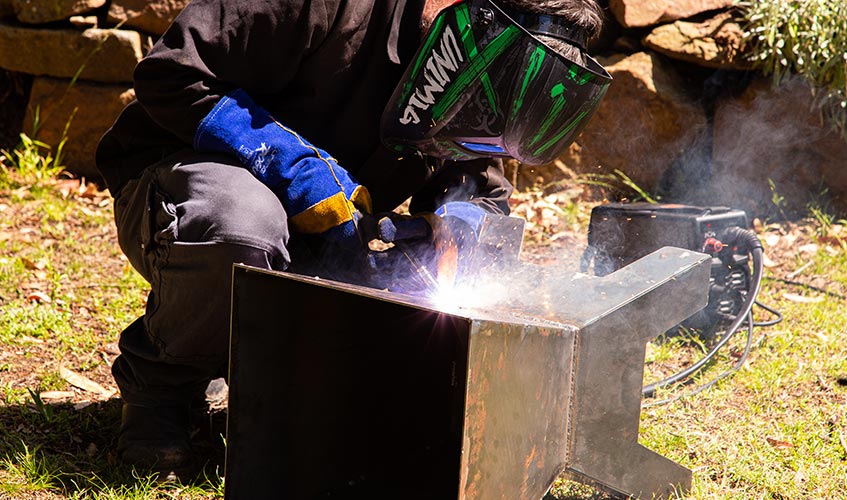 Are gasless MIG welders any good? Read advice from professional welders.